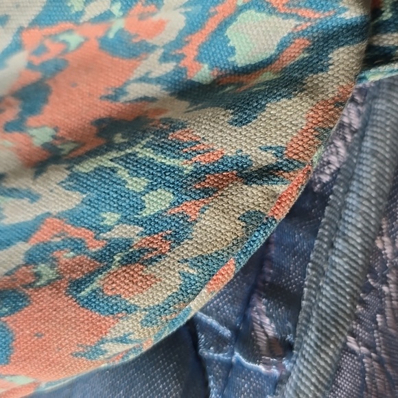 Kavu sling bag - Picture 7 of 8